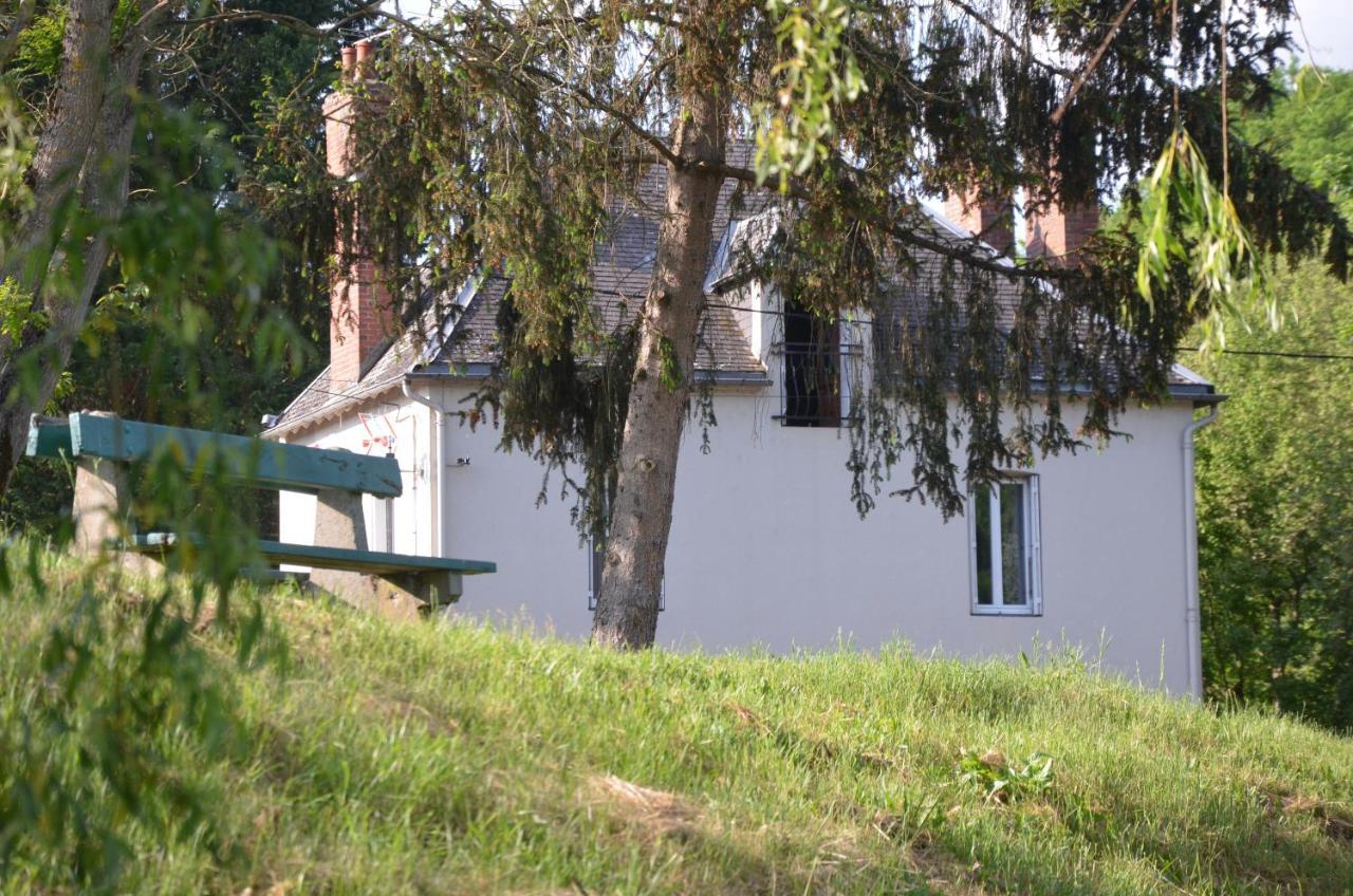 Au Bord De L'Eau Appartement 50 M2 Chambon-sur-Voueize Εξωτερικό φωτογραφία