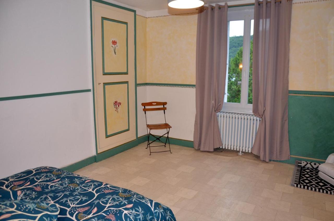 Au Bord De L'Eau Appartement 50 M2 Chambon-sur-Voueize Εξωτερικό φωτογραφία