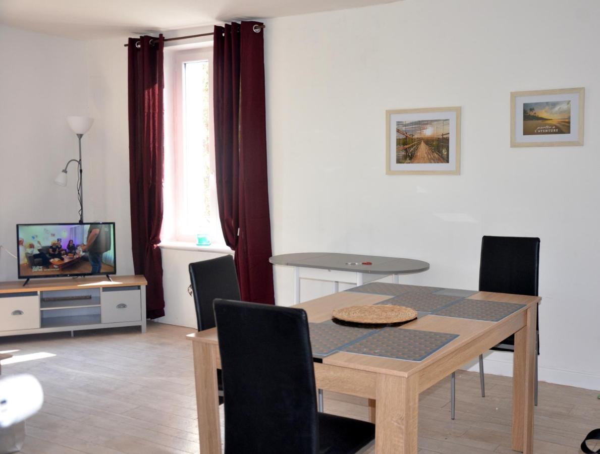 Au Bord De L'Eau Appartement 50 M2 Chambon-sur-Voueize Εξωτερικό φωτογραφία