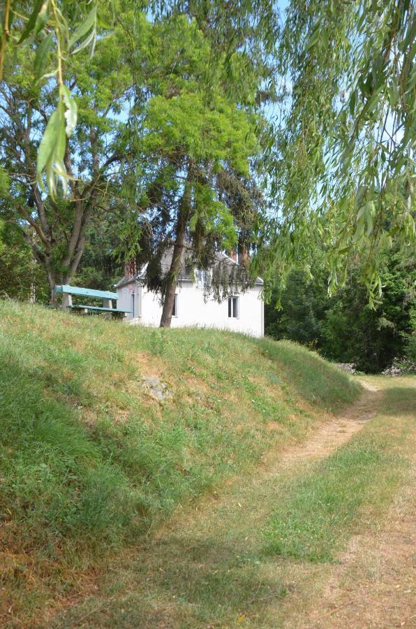 Au Bord De L'Eau Appartement 50 M2 Chambon-sur-Voueize Εξωτερικό φωτογραφία